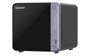4-bay 3.5" desktop NAS, AL524 4C 2.0GHz, 4GB DDR4 RAM (max 16GB), 1 x 10GbE SFP+